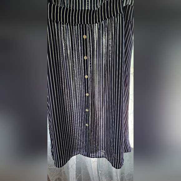 BloomChic 22/24W Blue and White Striped Midi Dress - Picture 4 of 5